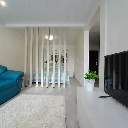 Apartland On Frunzenskaya